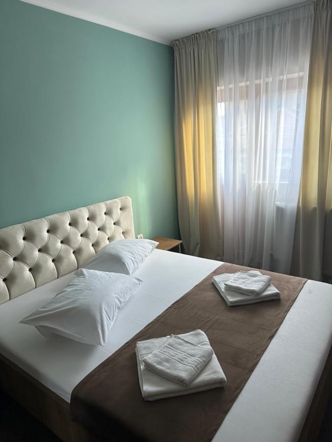 Hotel Freedom&Relax Buzău Zewnętrze zdjęcie